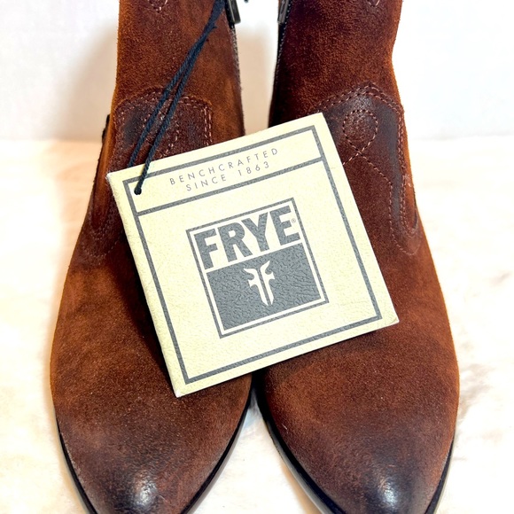 Frye Reed Women’s Suede Western Ankle Boots, Dark Brown, Size 7.5 - Picture 11 of 16